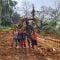 Senyum Ceria Anak Batu Tunggal, Jadi Penyemangat Personel Kodim 0209/LB Laksanakan TMMD Ke-110