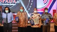 Bupati Batu Bara Dianugerahi Tokoh Waspada Peduli Kesehatan Tahun 2020