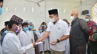 Perhatian Terhadap Santri, Bupati Batu Bara Berikan Bantuan Kepada Pesantren Khairu Ummah