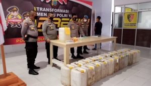 Polres Boltim Gagalkan Penyeludupan Miras Oplosan di Tutuyan
