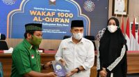 Bupati Batu Bara Terima Wakaf Alquran Dari Yayasan Amirul Ummah