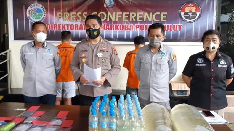 Polda Sulut Tangkap 2 Tersangka dan Amankan 8 Paket Sabu