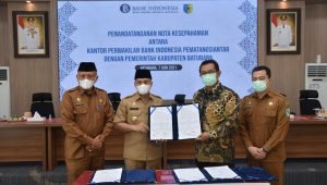 Lantik Tim TP2DD, Bupati Batu Bara Harap Dapat Mendorong Akuntabilitas Pengelolaan Keuangan Daerah