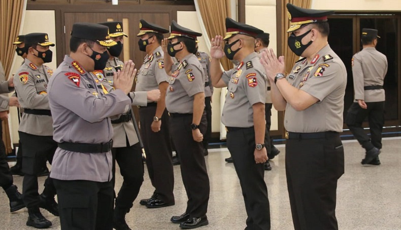 Kapolri Listyo Sigit Prabowo Mutasi 71 Kapolres, Berikut Daftar Lengkapnya