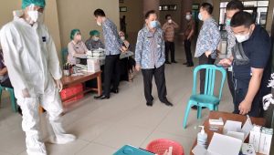 Pintu Masuk Kantor Bupati Boltim di Jaga Ketat, Ada Apa?