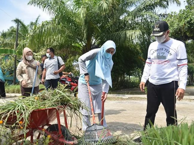 Bupati Batu Bara Lakukan Giat Gotong Royong