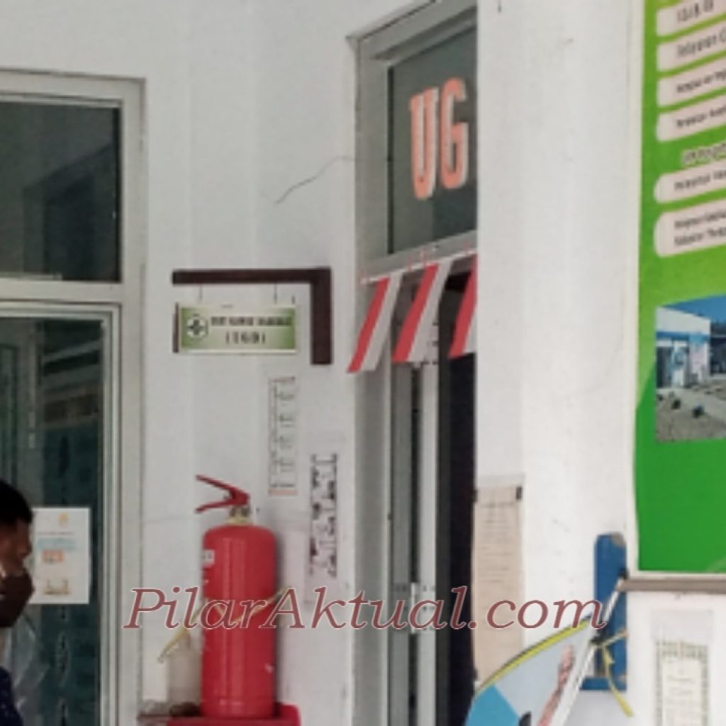 Seorang Warga Pingsan Usai Ikuti Vaksinasi