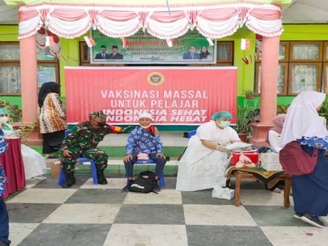 Ratusan Siswa Antusias Divaksin, Sekolah Apresiasi Program BIN