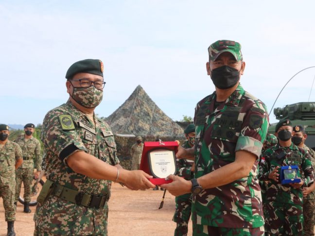 Pangdam XII/Tpr Tutup Latma Kekar Malindo Siri 44AB/2021