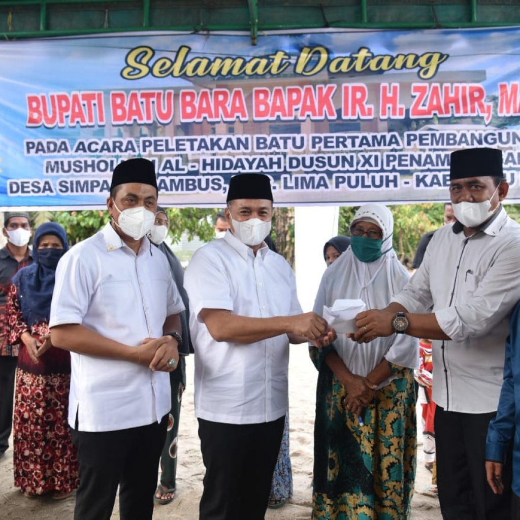 Bupati Batu Bara Bantu Pembangunan Musholla Al Hidayah