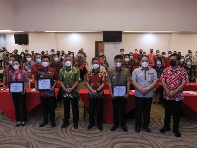 Bupati Franky Wongkar Resmi Buka Bimtek Perencanaan Pengadaan Barang/Jasa Tahun 2022