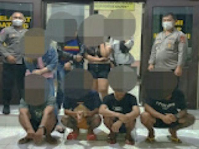 Diduga Terlibat Prostitusi Online, 9 Anak Muda Diamankan di Polsek Matuari