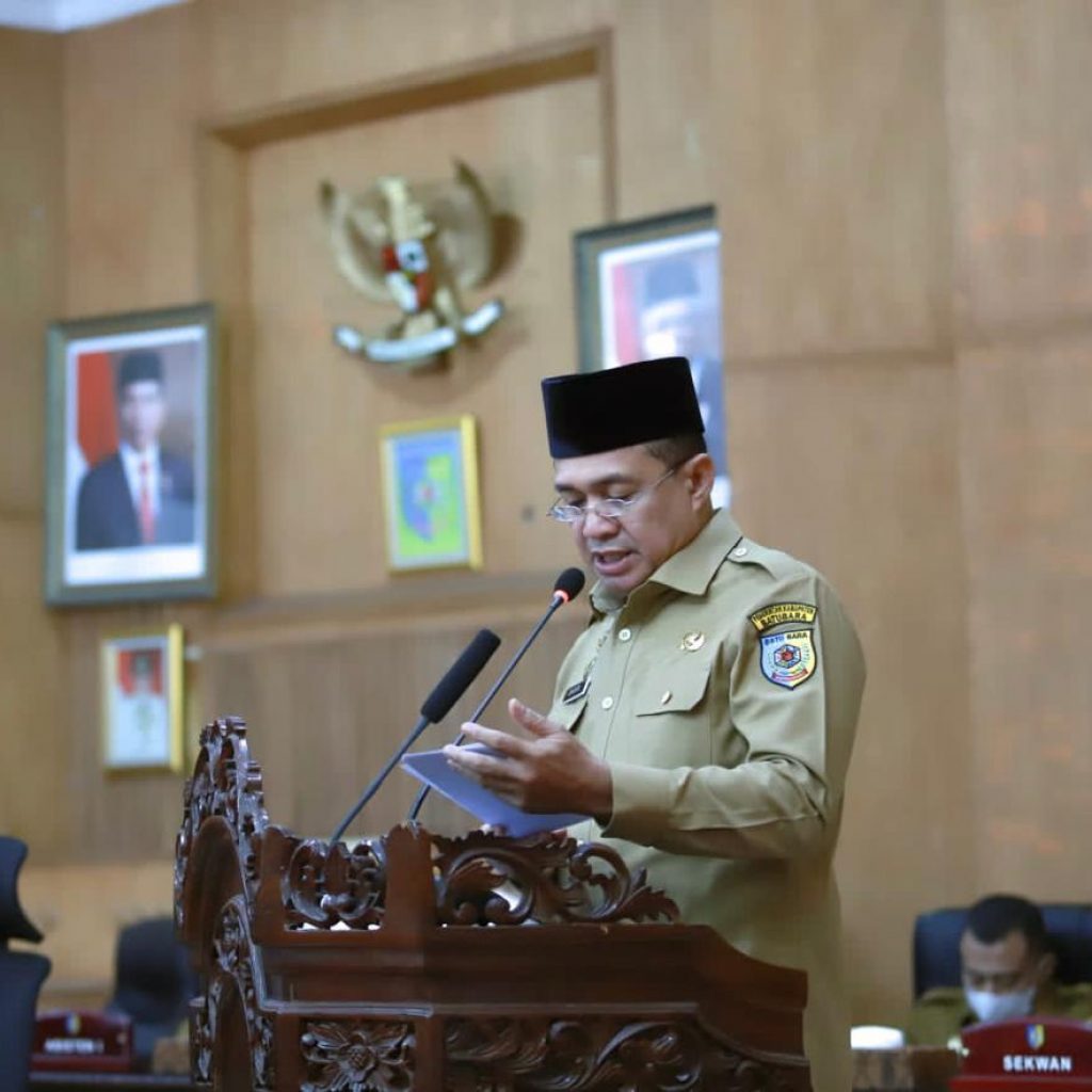 Zahir Sampaikan 2 Ranperda dan LKPJ Bupati Batu Bara