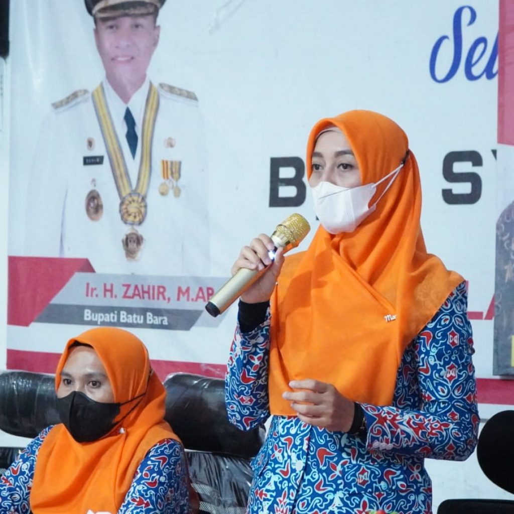 Wujudkan Pelayanan Maksimal, Ketua BK3S Batu Bara Berikan Bantuan Sembako dan Buku