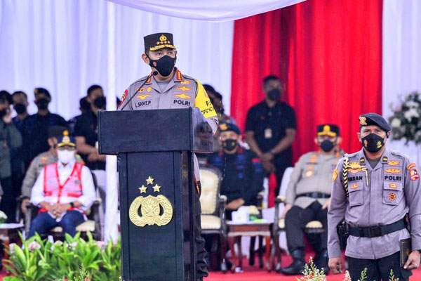 Kapolri Pimpin Apel Gelar Pasukan Operasi Ketupat Samrat Tahun 2022
