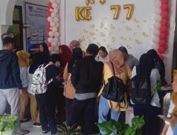 Kooperatif ! Ratusan Tenaga Pendidik Antusias Masukan Berkas di Dikbud Boltim