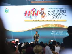 Puncak HPN 2023, Presiden Jokowi Kenakan Kemeja Tenun Songket Khas Batu Bara