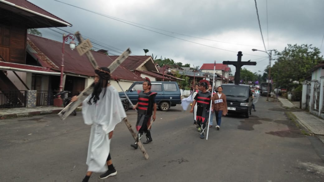 Berlangsung Meriah, Selebrasi Pawai Paskah Wilayah Ratahan Sukses Digelar