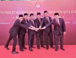 Lima Komisioner KPU Minahasa Tenggara Periode 2023-2028 Resmi Dilantik
