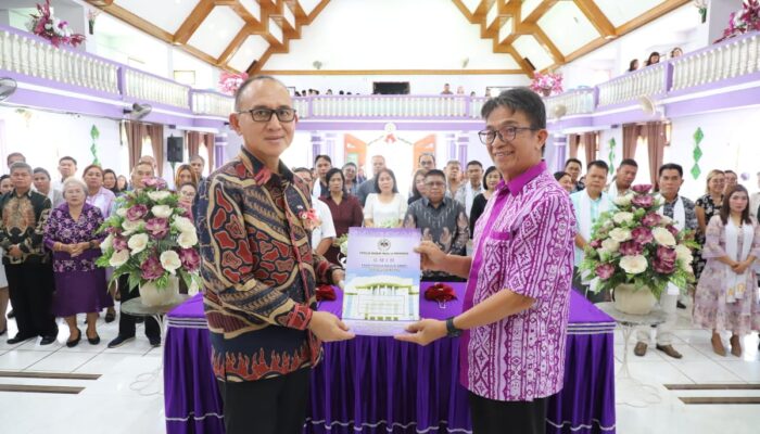 Ronald Sorongan Resmi Dilantik Ketum Panitia Paskah Lansia Sinode GMIM Rayon XIII Minahasa Tenggara