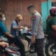Tim Dokkes Polda Sulut Bagikan Masker di Lokasi Pengungsian Warga Terdampak Erupsi Gunung Ruang