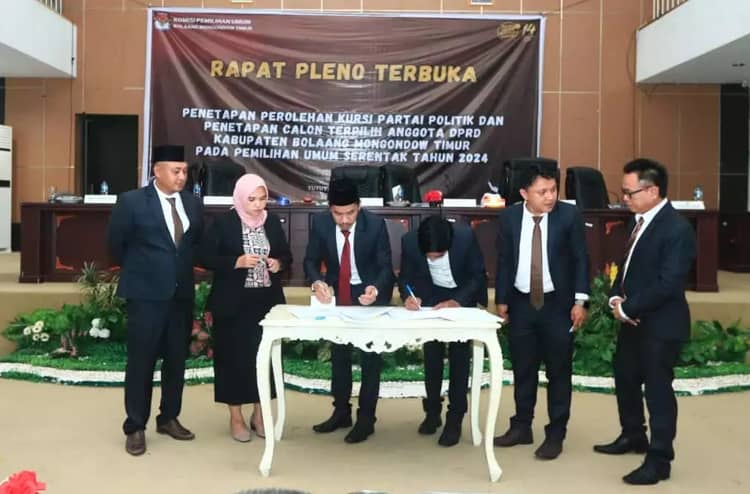 Rapat-Pleno-KPU-boltim