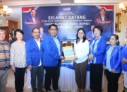 Djein Leonora Rende Resmi Daftar Calon Bupati ke Partai Demokrat