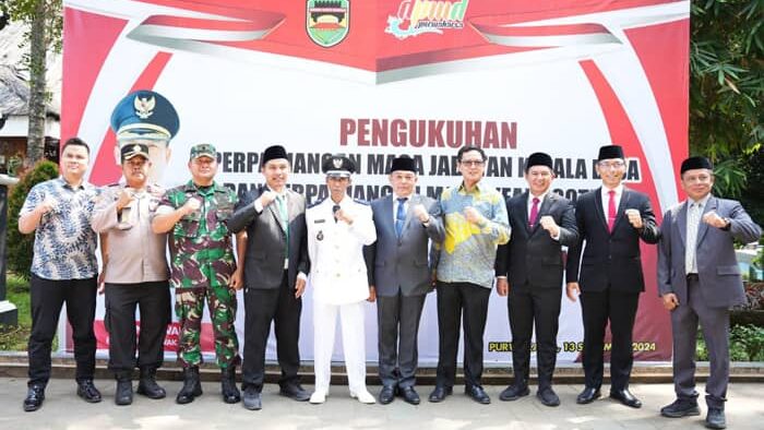 Penjabat Bupati Purwakarta Kukuhkan Perpanjangan Masa Jabatan Ratusan Kades dan BPD