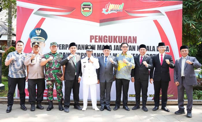 Penjabat Bupati Purwakarta Kukuhkan Perpanjangan Masa Jabatan Ratusan Kades dan BPD