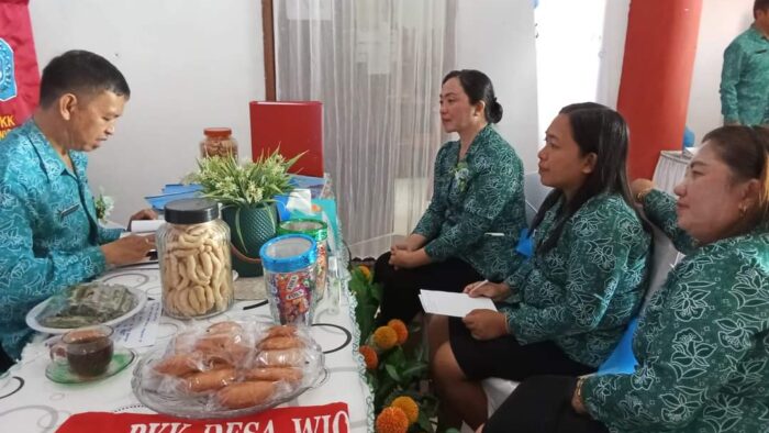Desa Wioi Satu Dapat Kunjungan Tim Penilai Lomba Administrasi Kegiatan PKK Provinsi Sulut