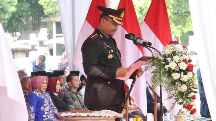 Kapolres Purwakarta Pimpin Upacara Hari Sumpah Pemuda ke-96: Ajak Pemuda Bangun Indonesia Emas 2045
