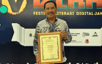 Diskominfo Purwakarta Raih Penghargaan Unit Saber Hoaks Teraktif di JSH Award 2024