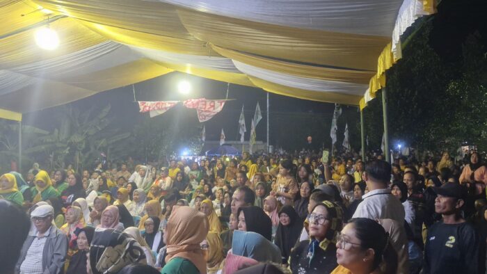 Kampanye Dialogis Wenny Gaib dan Rendy Mangkat Disambut Ribuan Pendukung