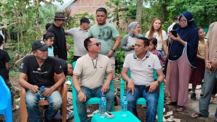 Bantuan Motor untuk Korban Pengusiran, Warga Sambut Hangat Aksi Sosial dr. Weny Gaib dan  Revan Saputra Bangsawan