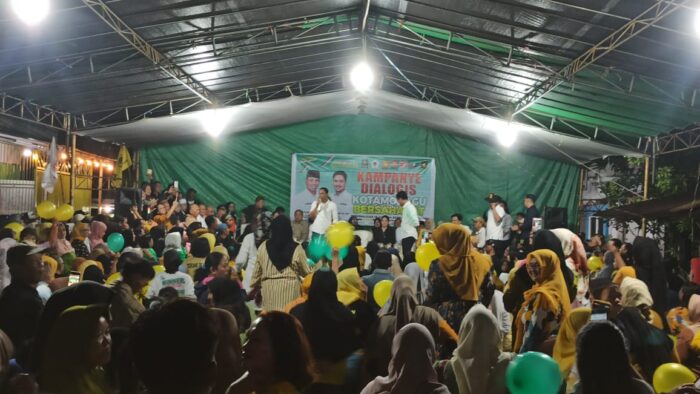 Ribuan Warga Motoboi Kecil Padati Kampanye Dialogis The Winner