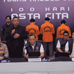 Polri Sikat Ratusan Pelaku Judi Online, Sita Aset Rp78 Miliar