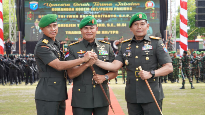 Pangdam Tanjungpura Pimpin Sertijab Danrem 102/Pjg