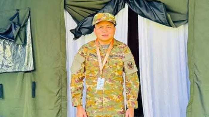 Kenakan Loreng, Bupati Mitra Ronald Kandoli Ikuti Retret Kepemimpinan di Akmil Magelang