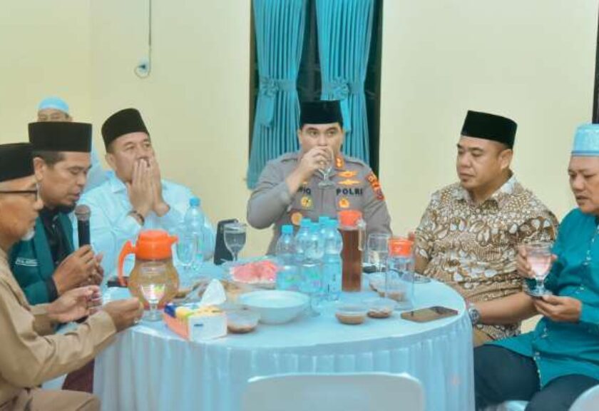 Safari Ramadhan di Batu Bara, Bupati Baharuddin Siagian Ajak Kepala Desa Aktif Laporkan Masalah
