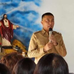 Wabup Boltim Tekankan Disiplin ASN dalam Ibadah Oikumene