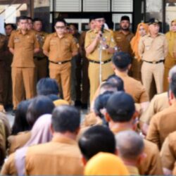 Bupati Boltim Tekankan Profesionalisme ASN dalam Apel Kerja