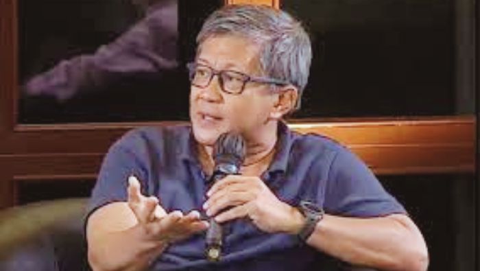 Rocky Gerung Dukung Jambore Karhutla 2025