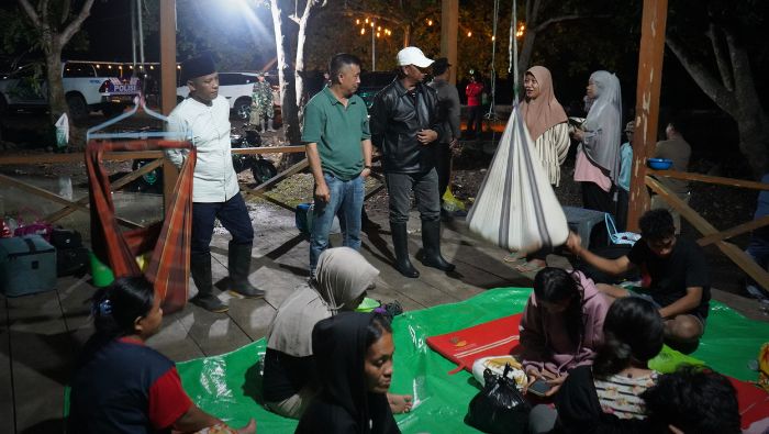 Bupati dan Wakil Bupati Boltim Tinjau Lokasi Pengungsian Korban Banjir di Kecamatan Kotabunan