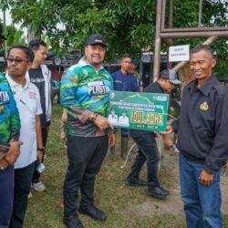 Bupati Batu Bara Serahkan Hewan Kurban, 41 Sapi untuk Masjid dan Panti Asuhan