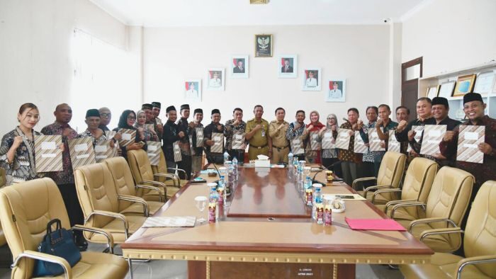 Bupati Boltim Angkat 26 Tenaga Ahli, Ini Tugas dan Harapannya