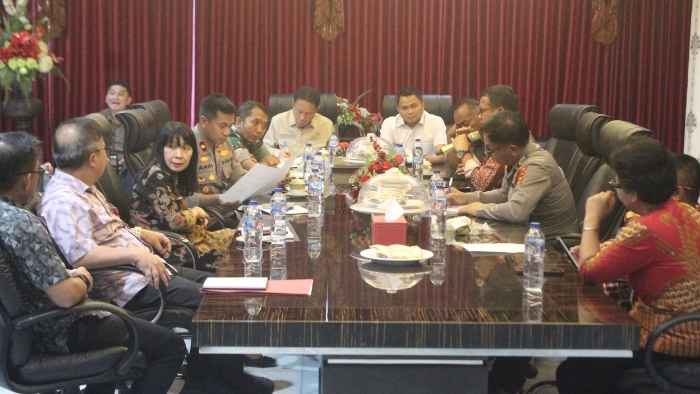 Bupati Mitra dan Minsel Duduk Bersama, Bahas Sengketa Batas Tanah Antar Desa