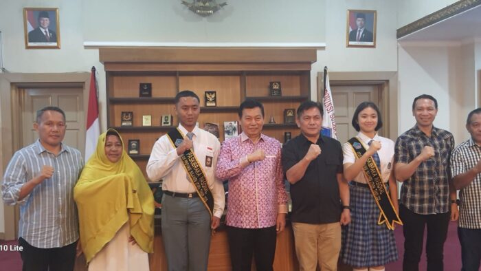 Wakil Gubernur Sulut Lepas Dua Siswa Jadi Paskibraka Nasional 2025, Firji Beeg dari Boltim Catat Sejarah