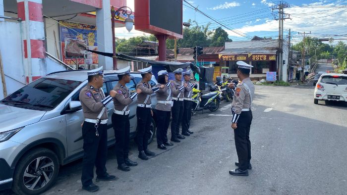 Satlantas Polres Mitra Gelar Apel dan Operasi Keselamatan di Jantung Kota Ratahan