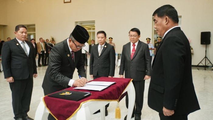 Tahlis Gallang Dilantik Jadi Pj Sekda Sulut, Pemkab Boltim Beri Ucapan Selamat