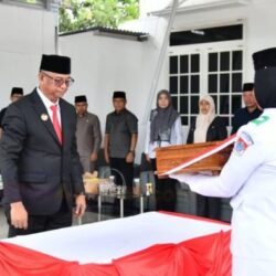 Upacara Persemayaman Bendera Merah Putih di Boltim, Simbol Sakral Menyambut HUT RI ke-80
